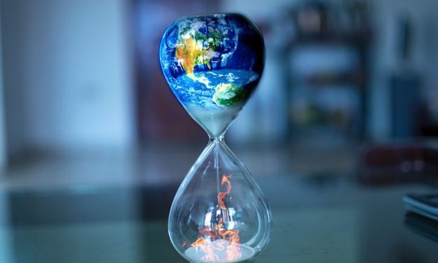 TRECÂND PRIN ANOTIMPURI ȘI ZODIA SCORPIONULUI