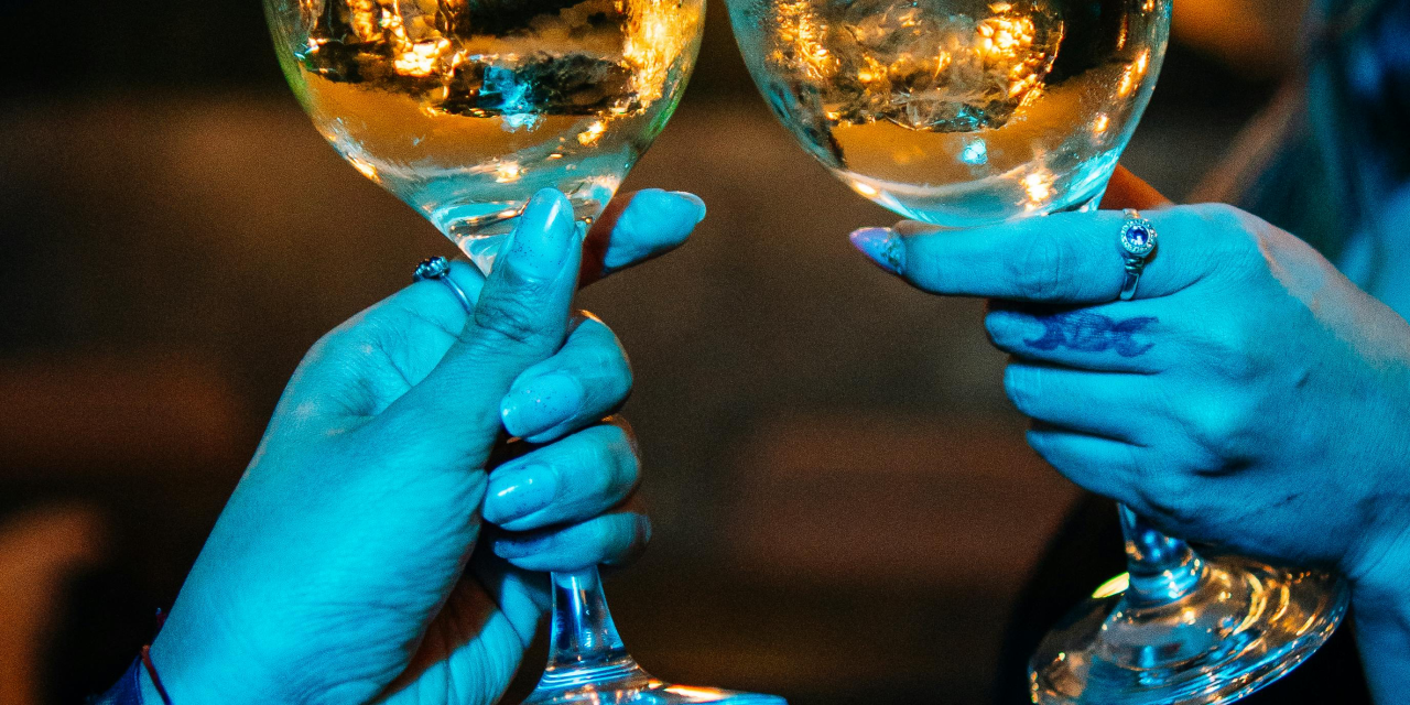 VERMENTINO OF SARDEGNA , THE WINE WHICH LOVE THE SEA